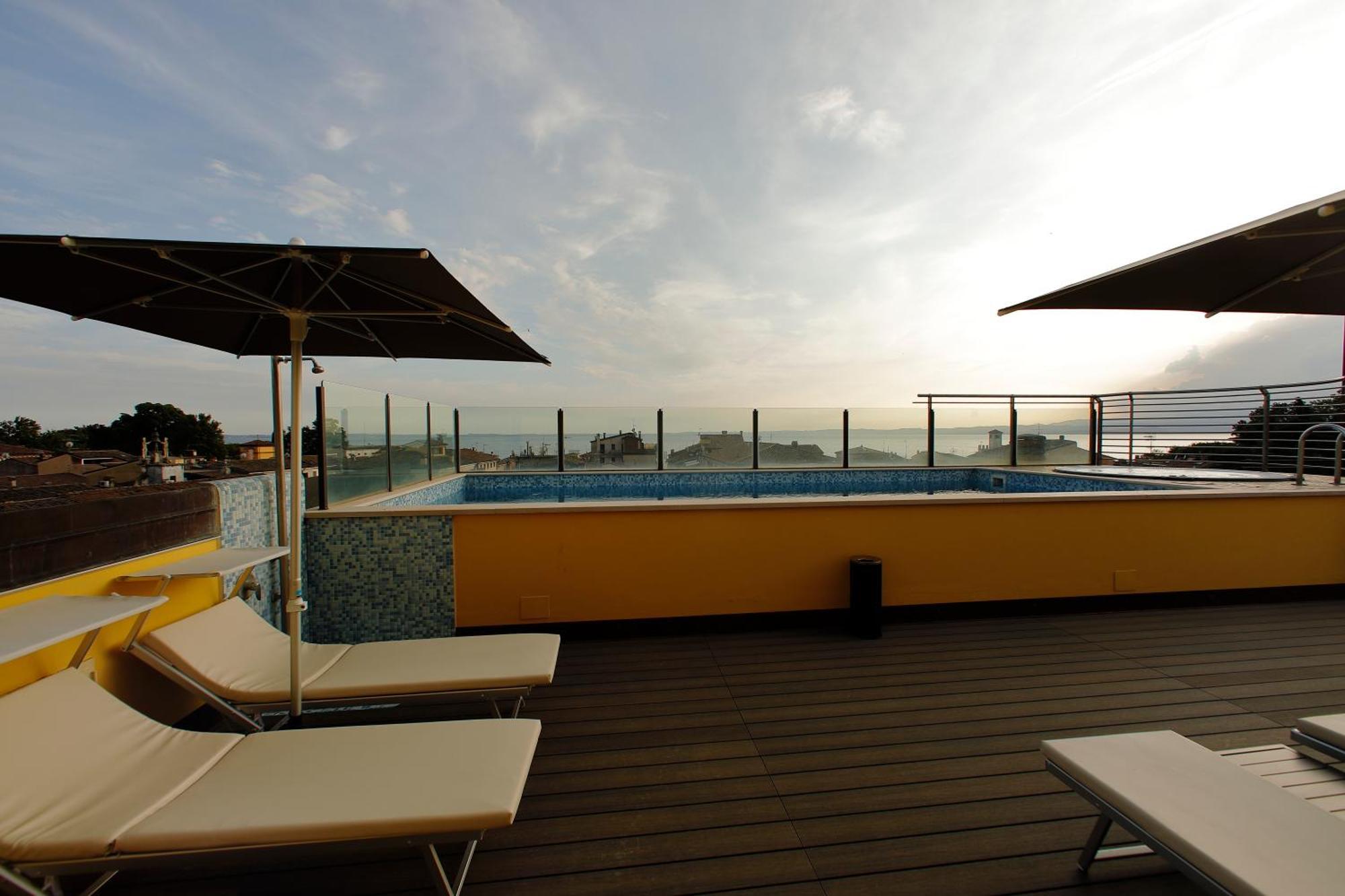 Hotel Namia By Dori บาร์โดลิโน ภายนอก รูปภาพ