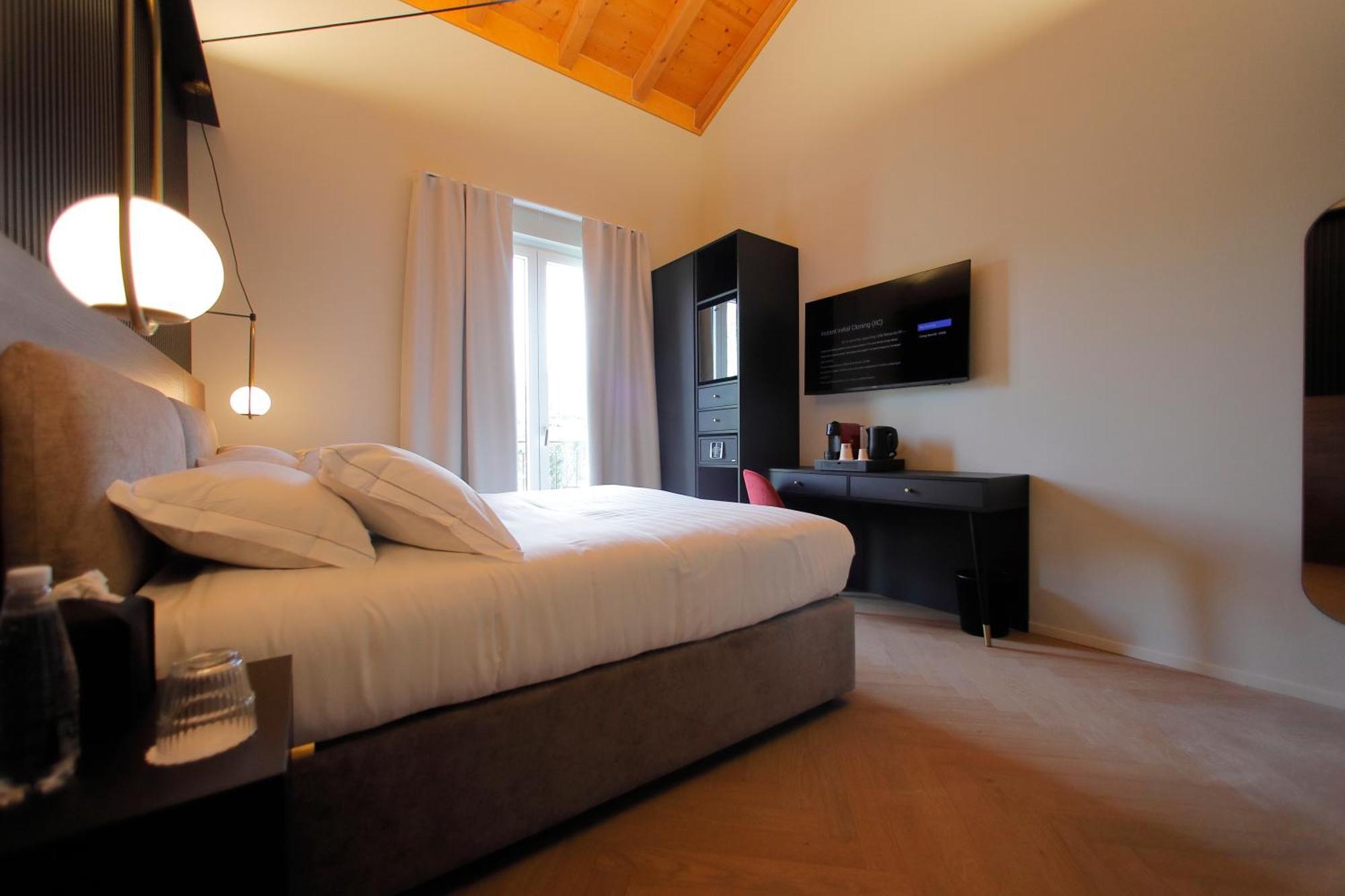 Hotel Namia By Dori บาร์โดลิโน ภายนอก รูปภาพ